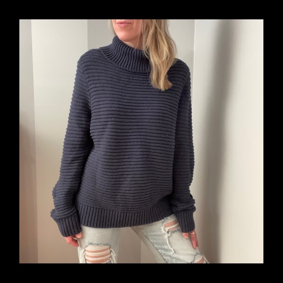 UpWest Sweaters - UPWEST Thick Warm Navy Blue Ribbed Turtleneck Sweater